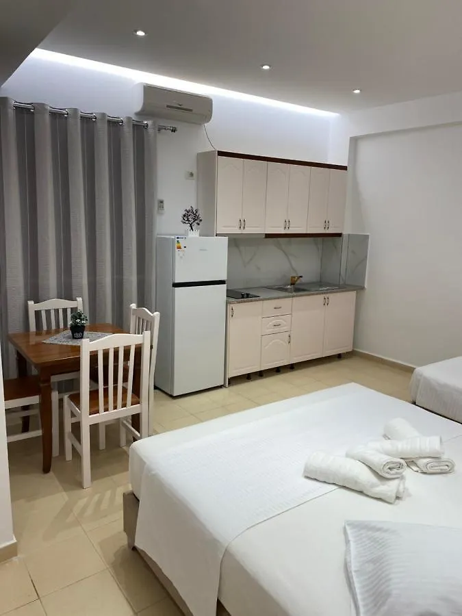 Hotel Moscopole Ksamil 0*,  Albania